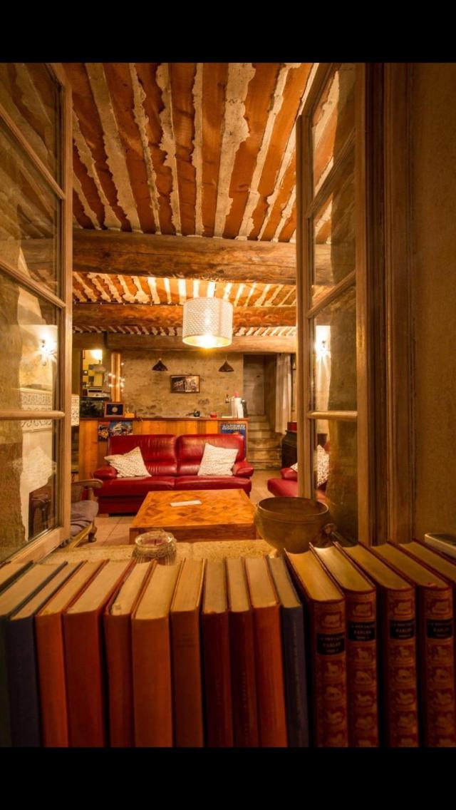 Chambres D'Hotes De La Verrerie Lioux Екстер'єр фото